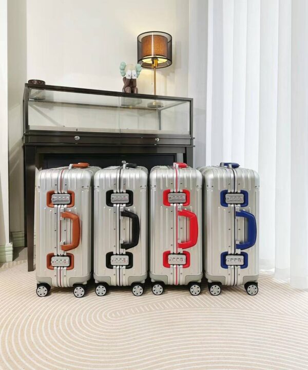 Чемодан Rimowa