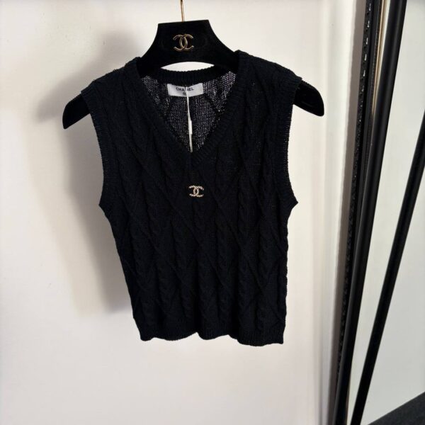 Жилет трикотажный Chanel
