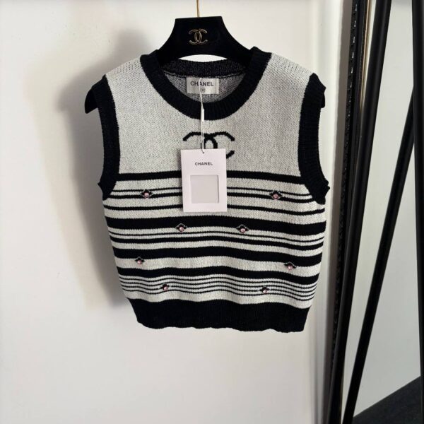 photo_2026-03-24_09-42-29 Жилет Chanel