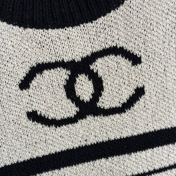 photo_2026-03-24_09-42-38 Жилет Chanel