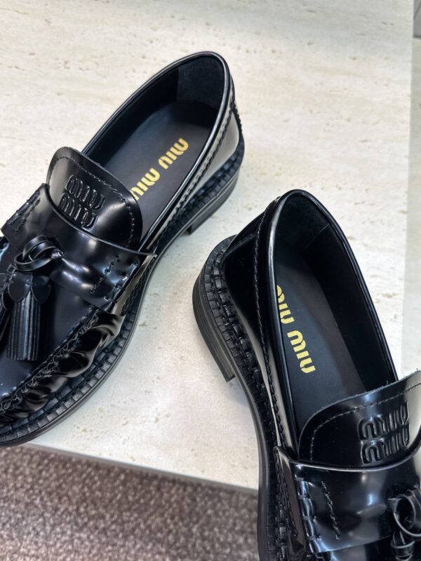 Лоферы Miu Miu