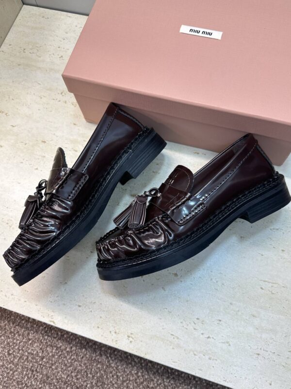 Лоферы Miu Miu