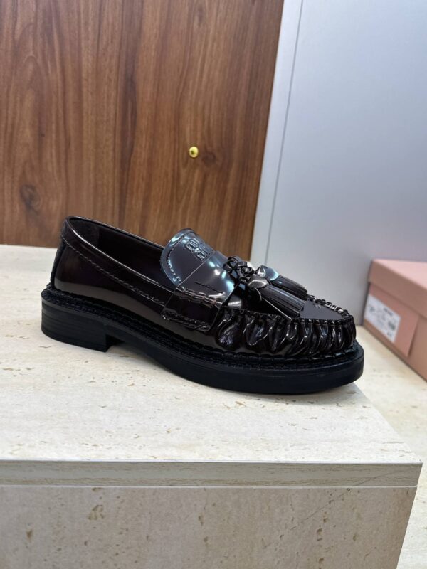 Лоферы Miu Miu