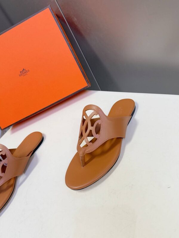 Шлепанцы Hermes