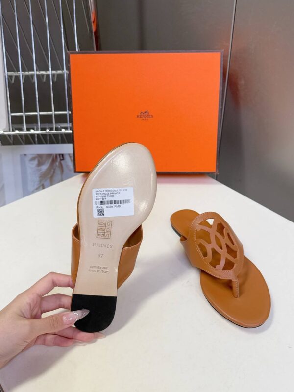 Шлепанцы Hermes