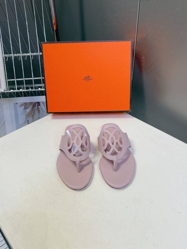 Шлепанцы Hermes