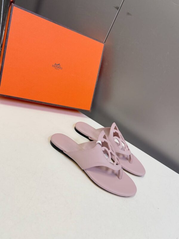 Шлепанцы Hermes