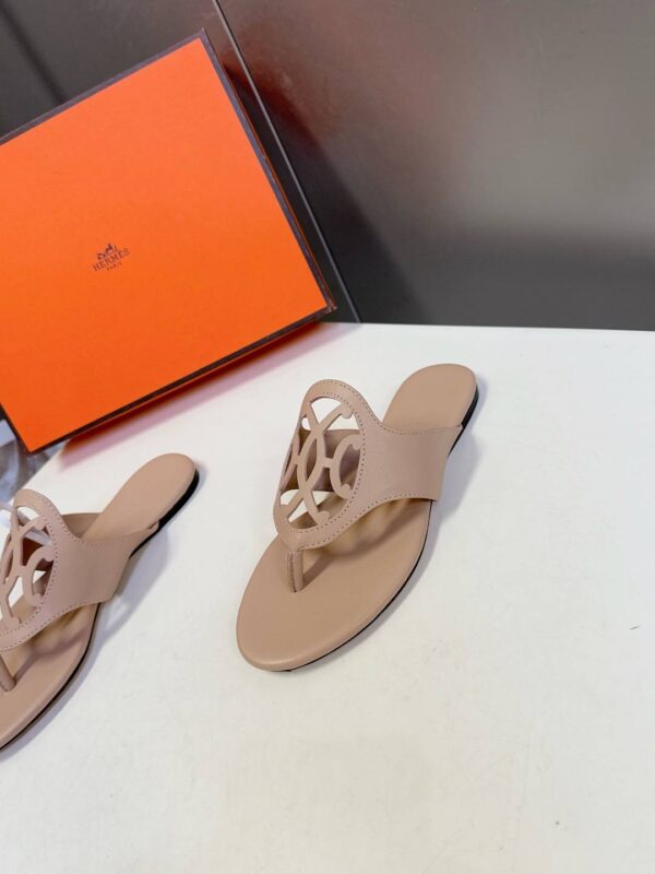 Шлепанцы Hermes