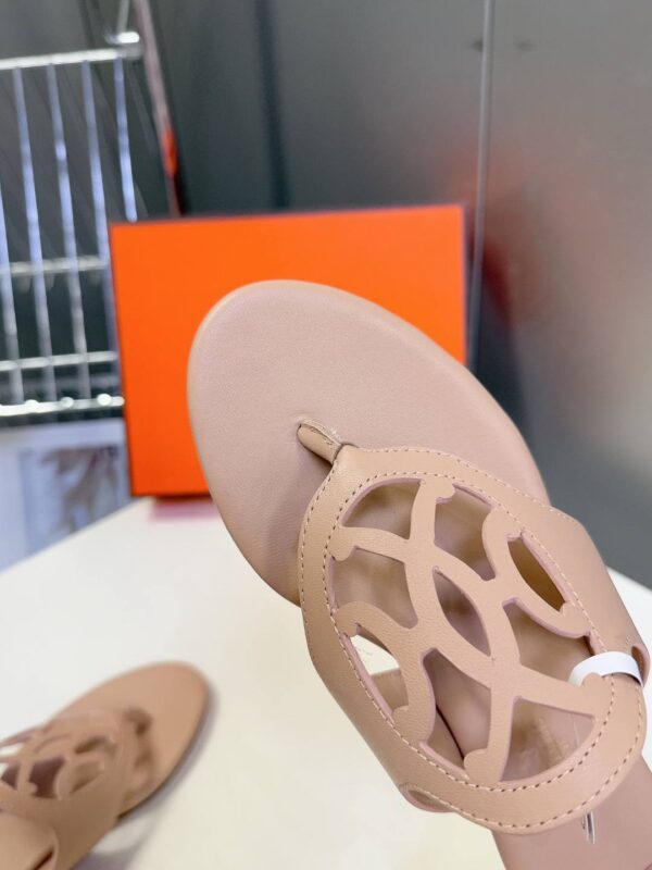 Шлепанцы Hermes