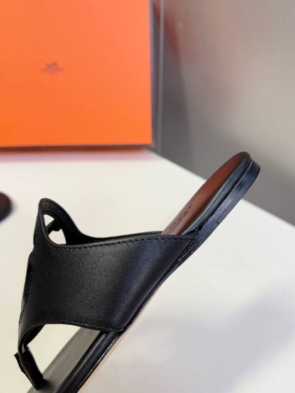 Шлепанцы Hermes