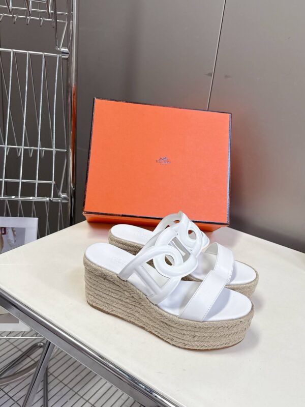 photo_2026-03-28_10-04-34 Сабо Hermes