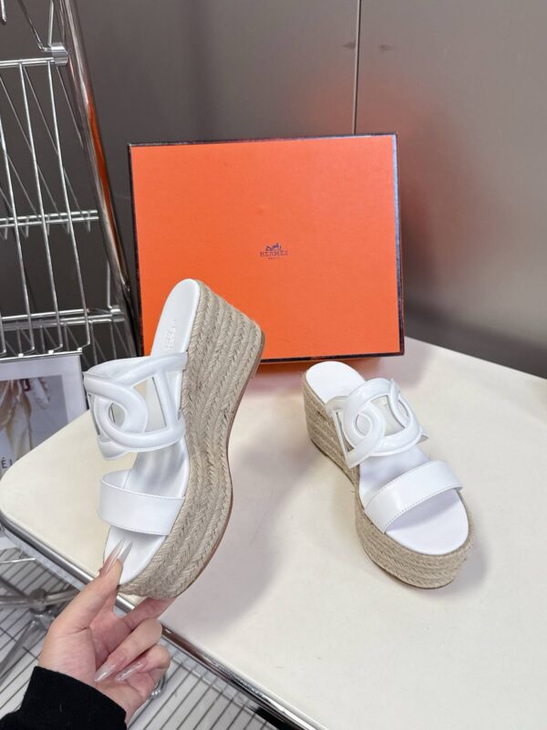 photo_2026-03-28_10-04-37 Сабо Hermes