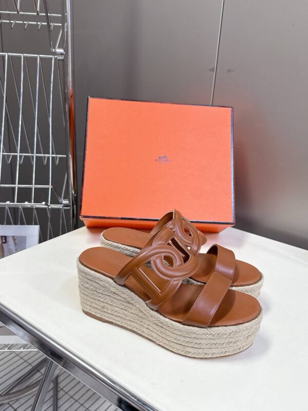 photo_2026-03-28_10-40-35 Сабо Hermes