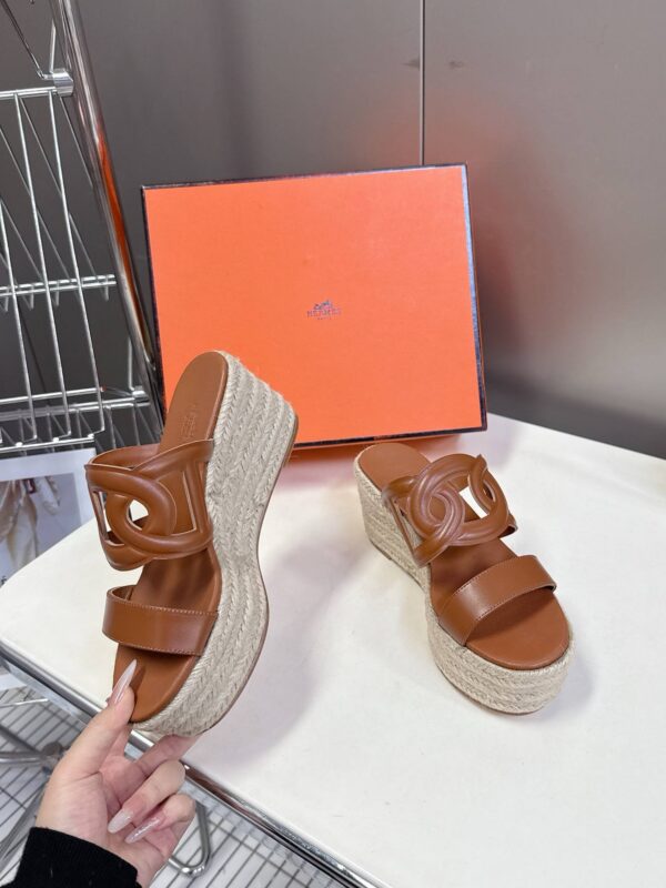 photo_2026-03-28_10-40-37 Сабо Hermes