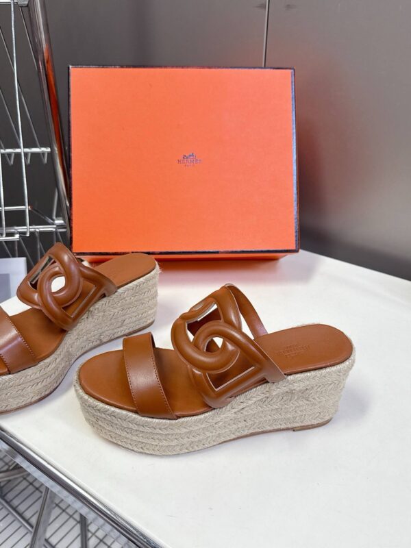 photo_2026-03-28_10-40-39 Сабо Hermes