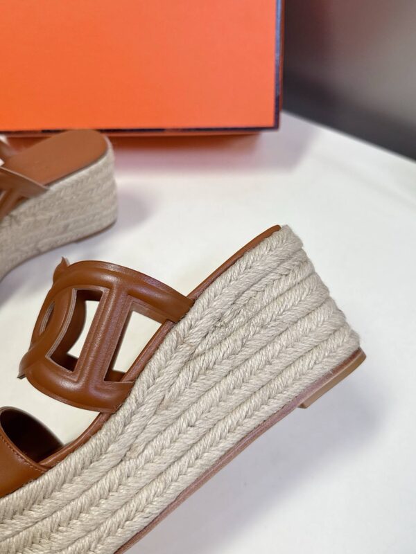 photo_2026-03-28_10-40-41 Сабо Hermes