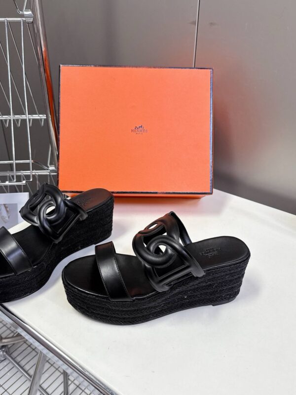 photo_2026-03-31_10-00-32 Сабо Hermes