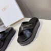 Шлепанцы на платформе Dior