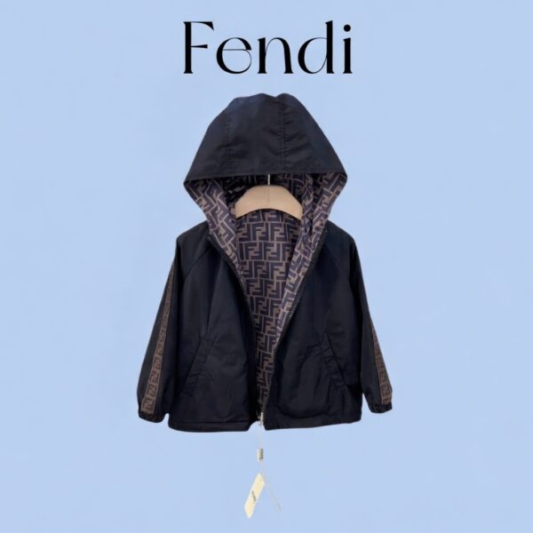 Ветровка Fendi