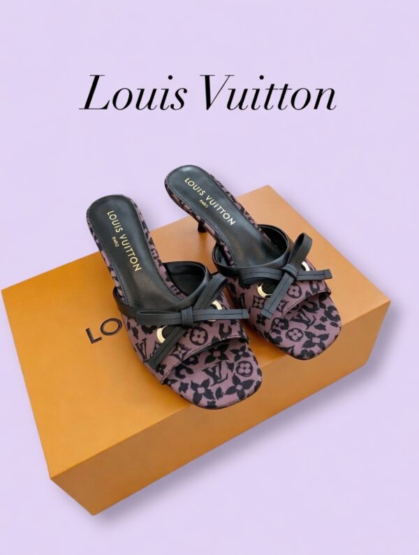 2nC2Y Мюли Louis Vuitton